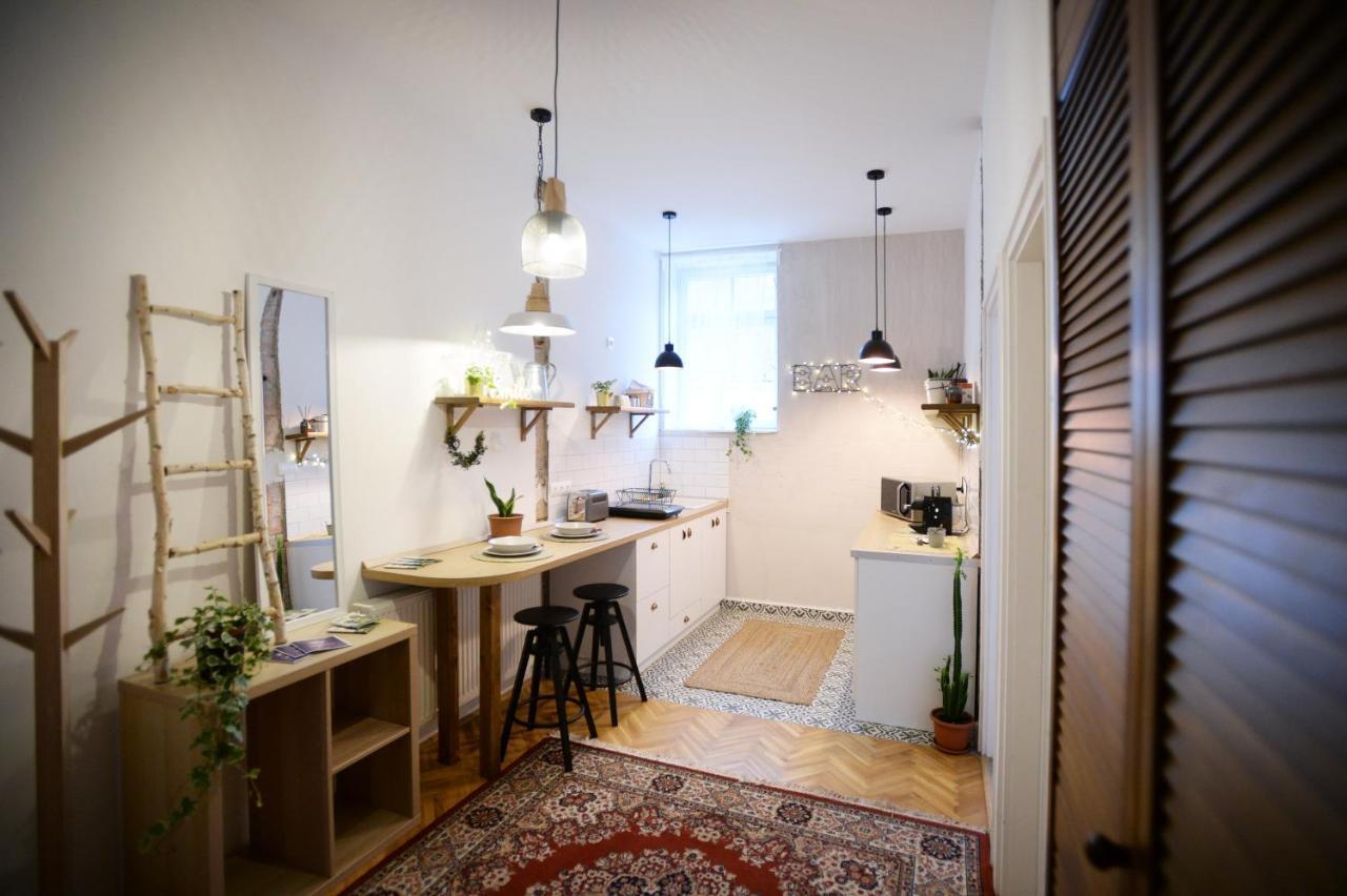 Villa Inda Rooms Еґер Екстер'єр фото