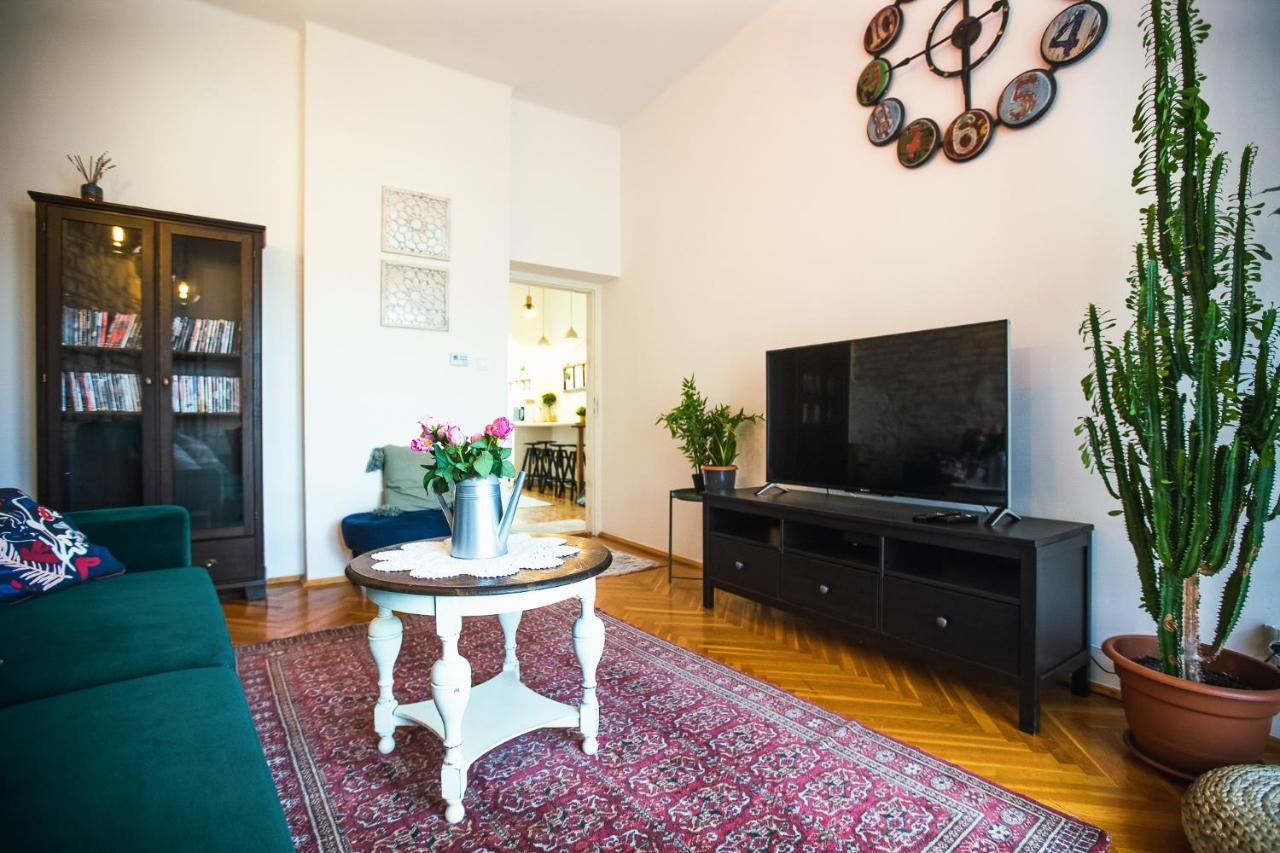 Villa Inda Rooms Еґер Екстер'єр фото