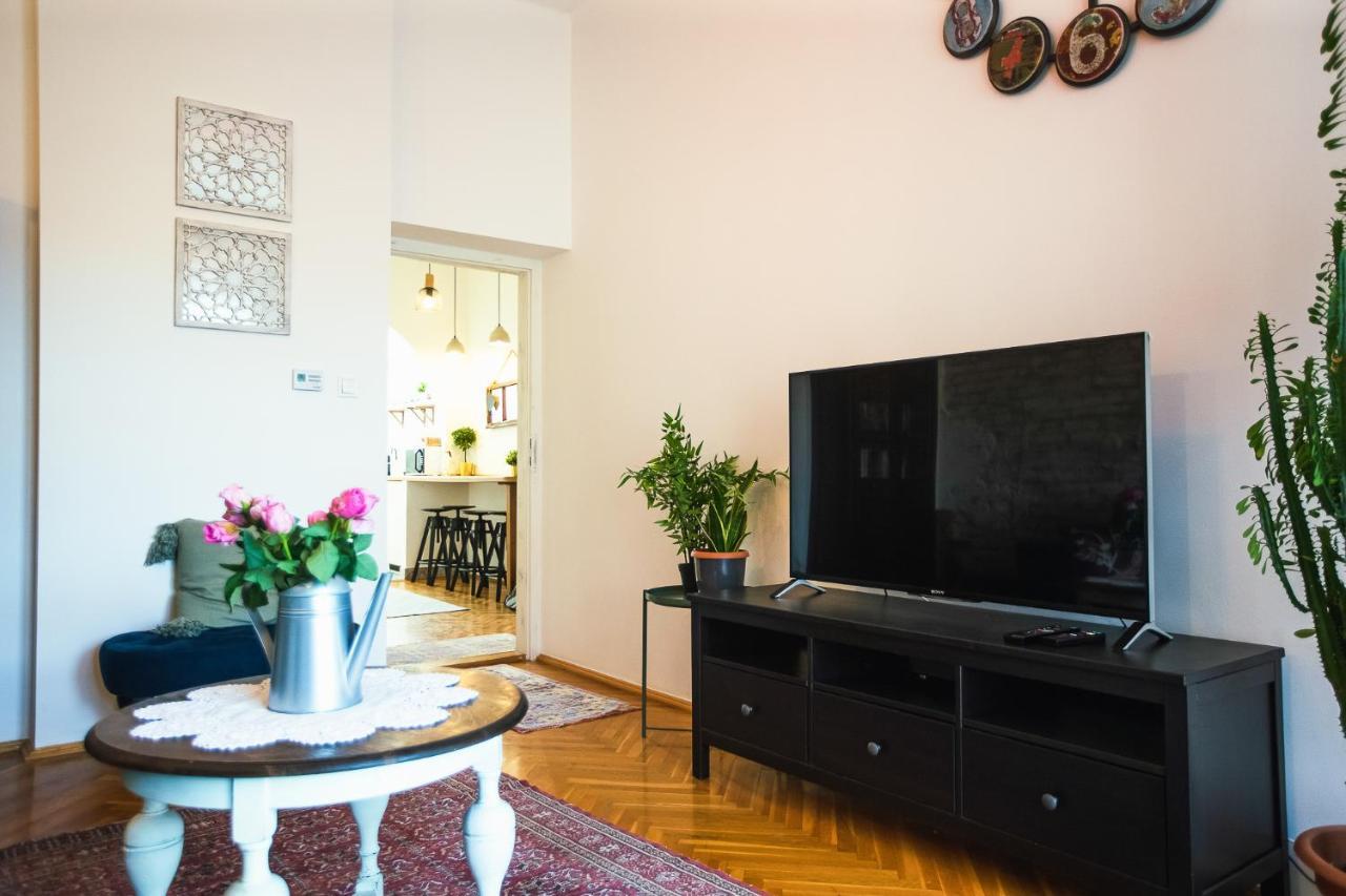Villa Inda Rooms Еґер Екстер'єр фото
