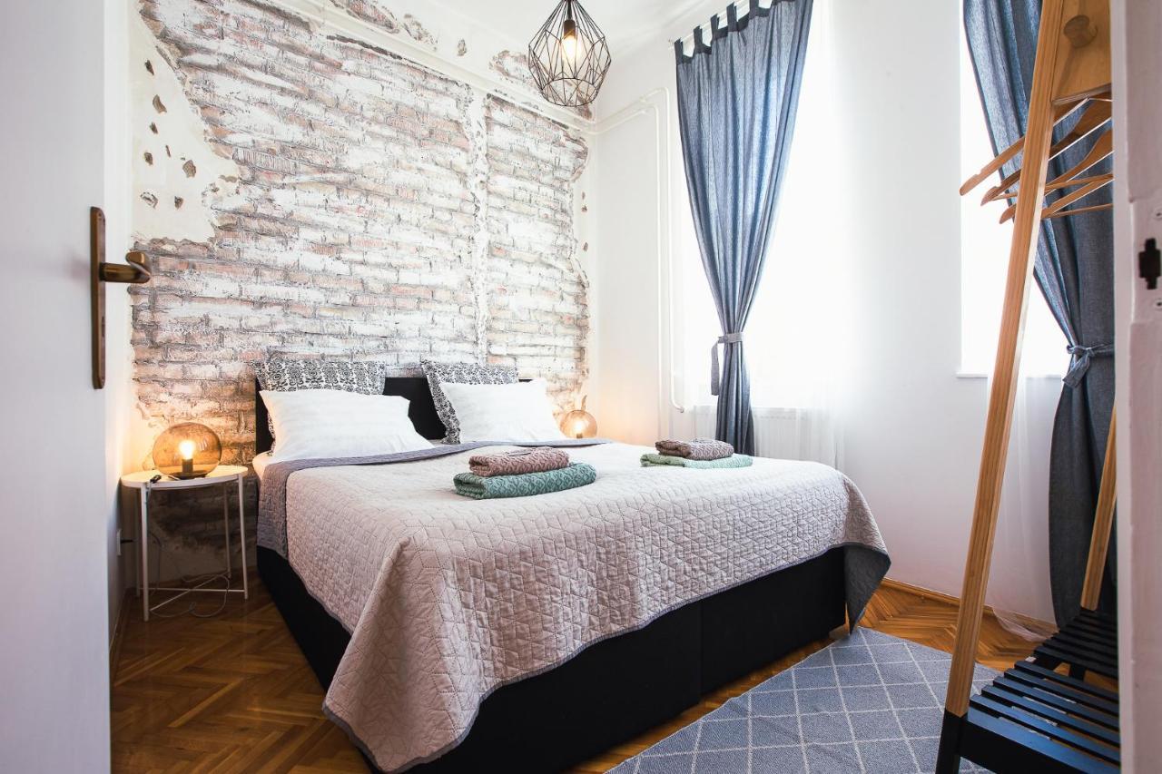 Villa Inda Rooms Еґер Екстер'єр фото