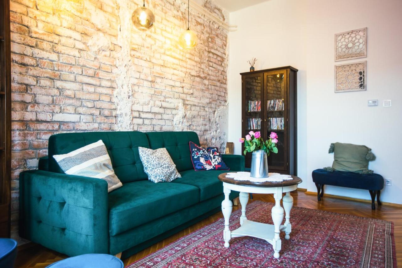 Villa Inda Rooms Еґер Екстер'єр фото
